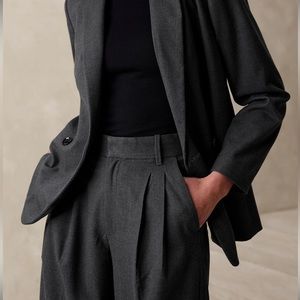 Banana Republic Wide-Leg Flannel Trouser Coal Black Heather